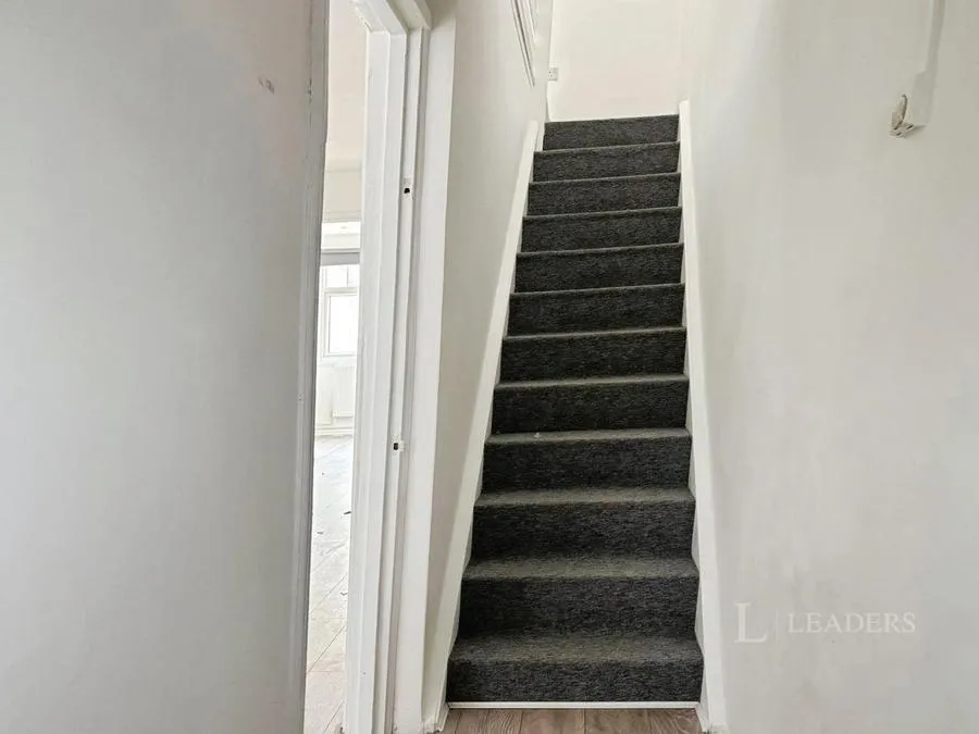Renown Close, Croydon, CR0, photo 9