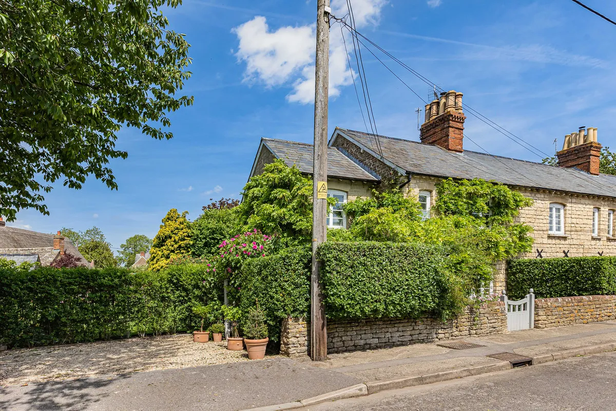 Main Road, Fyfield, photo 19