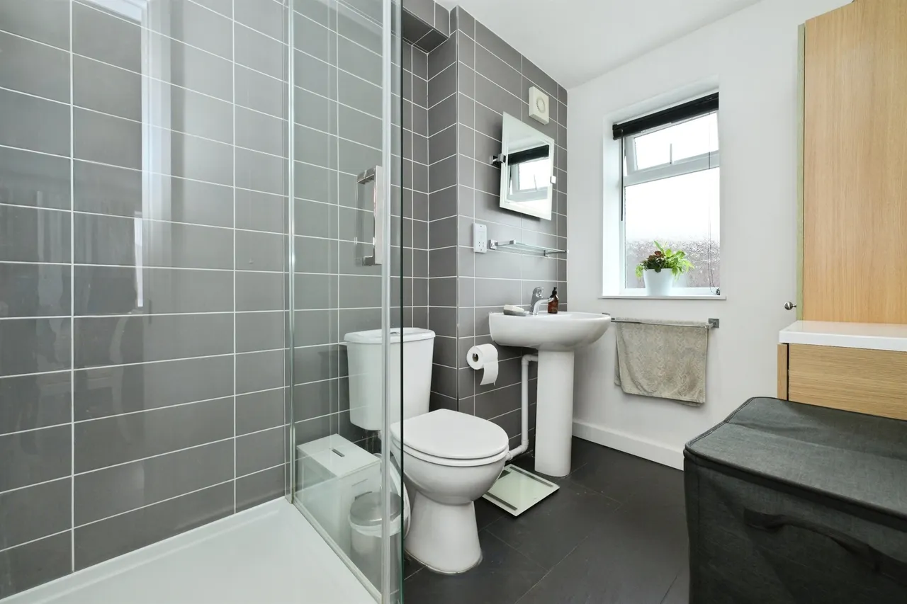 Wavell Close, Cheshunt, Waltham Cross, photo 12