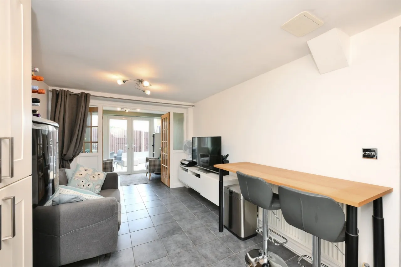 Wavell Close, Cheshunt, Waltham Cross, photo 8