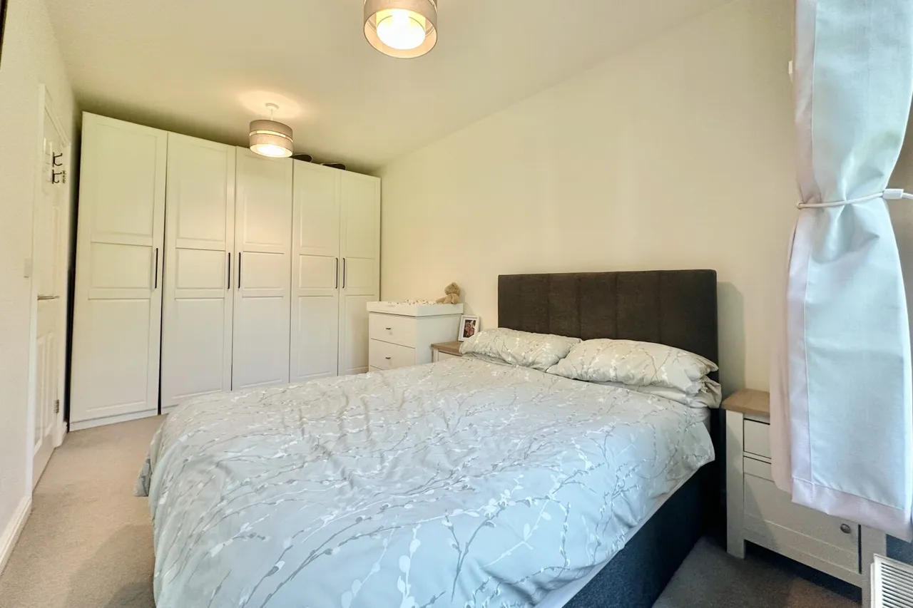 Minley Road, Fleet, Hampshire, GU51 2AE, photo 9