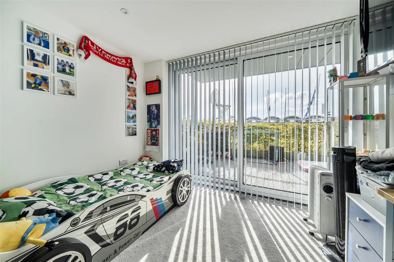Old Swanwick Lane, Lower Swanwick, photo 9
