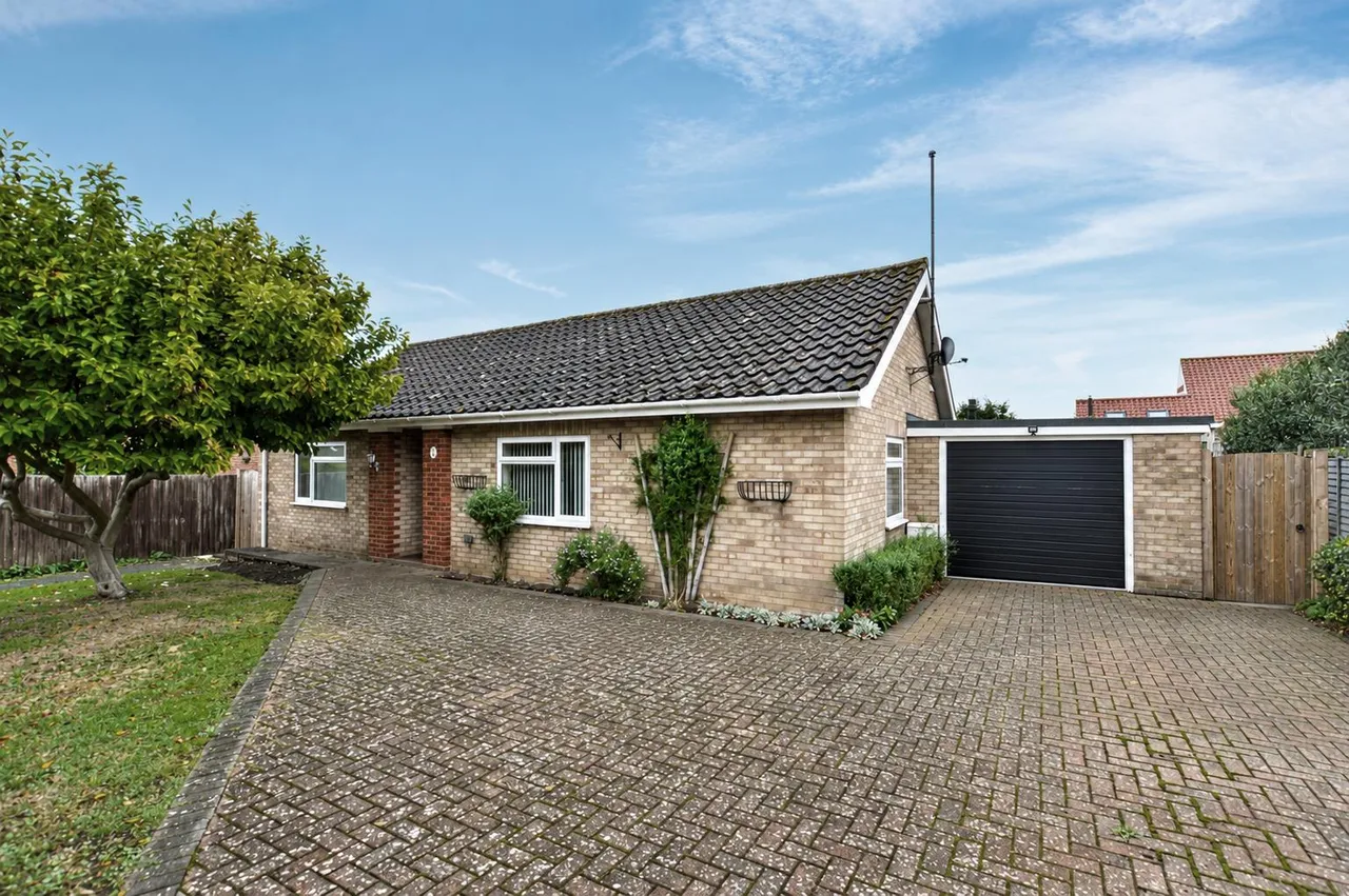 2 bed house for sale, Cremers Drift, Sheringham, NR26