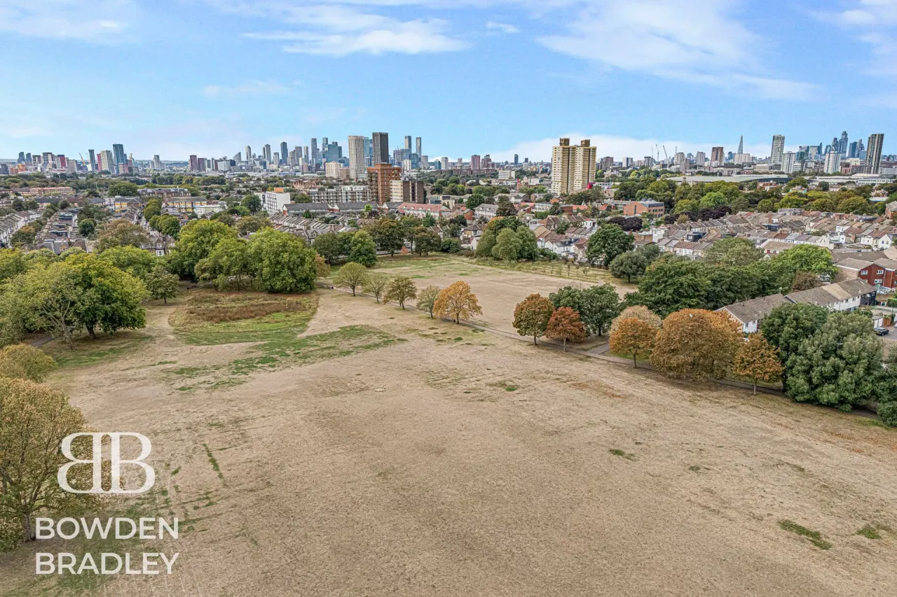 Aileen Walk, Stratford, E15, photo 19