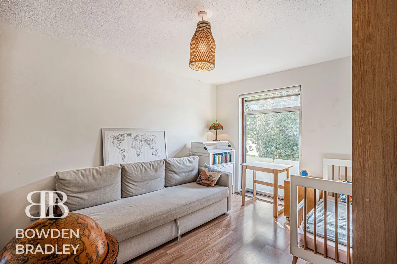 Aileen Walk, Stratford, E15, photo 11