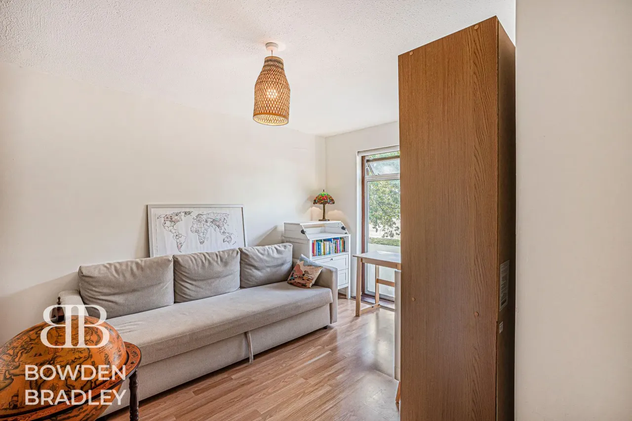 Aileen Walk, Stratford, E15, photo 15
