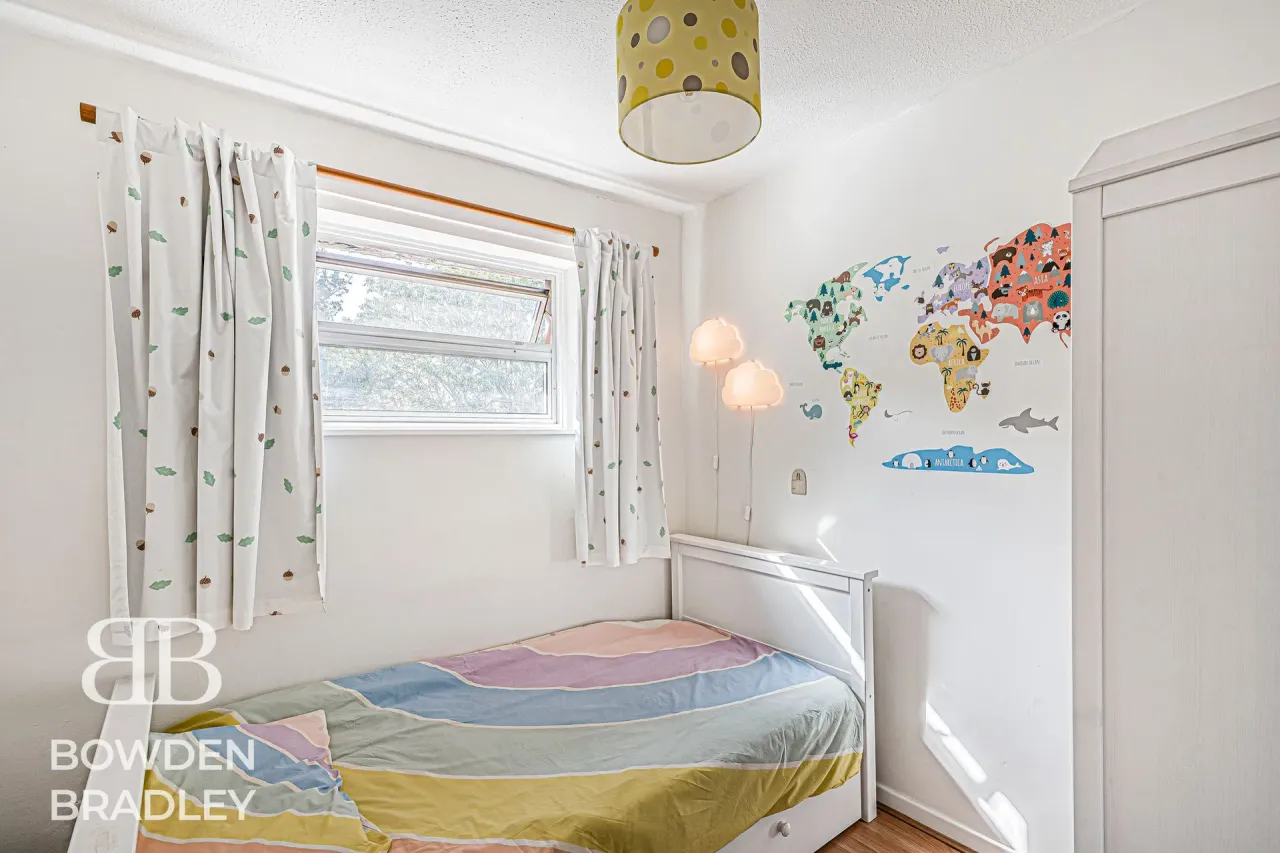 Aileen Walk, Stratford, E15, photo 37