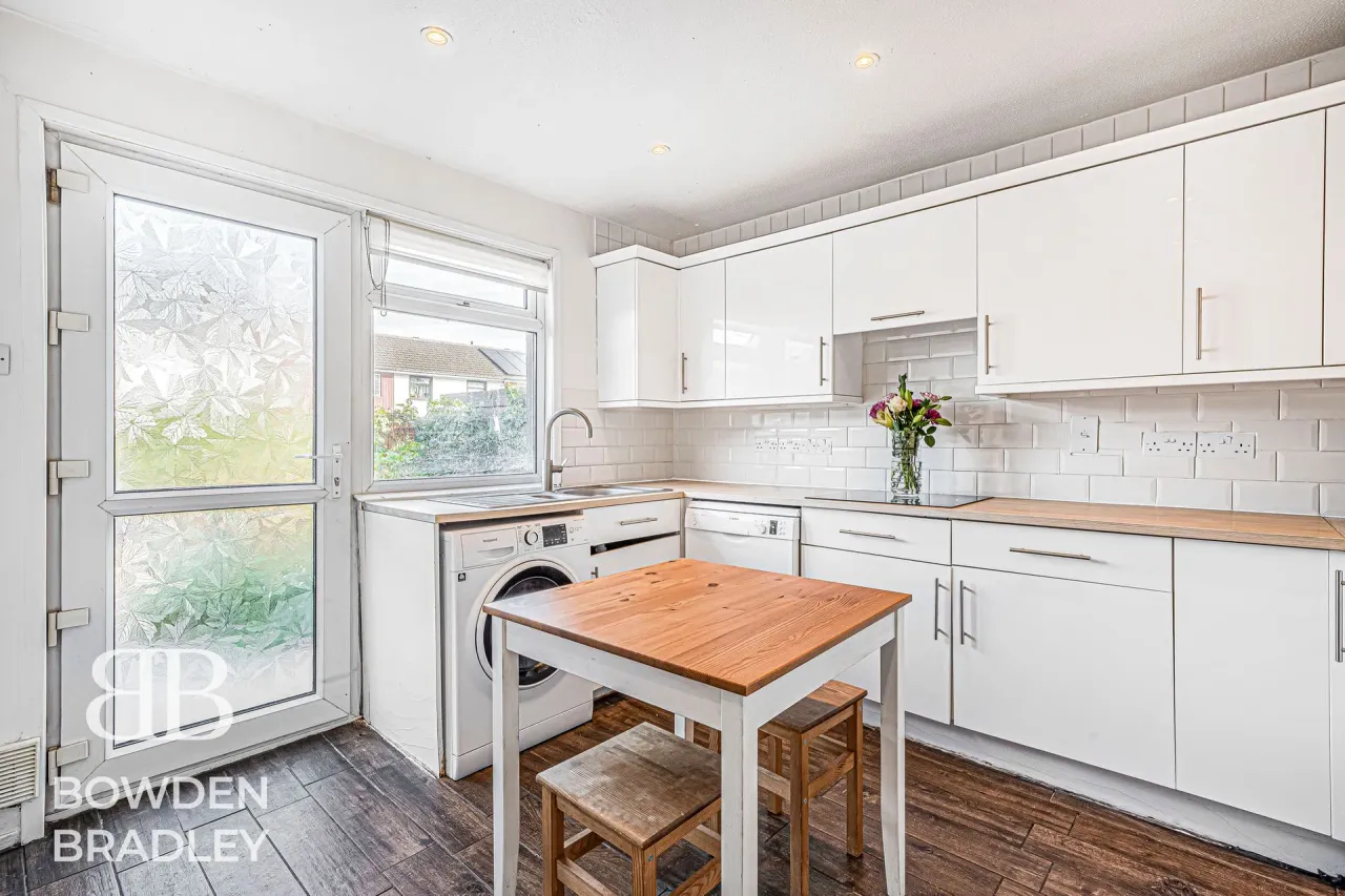 Aileen Walk, Stratford, E15, photo 29