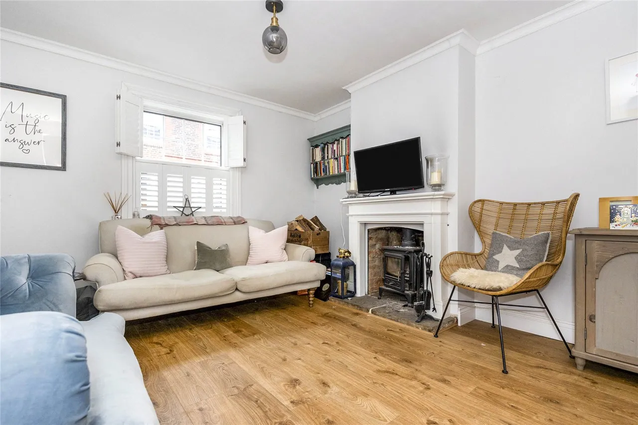 Northfield, Witley, GU8, photo 4