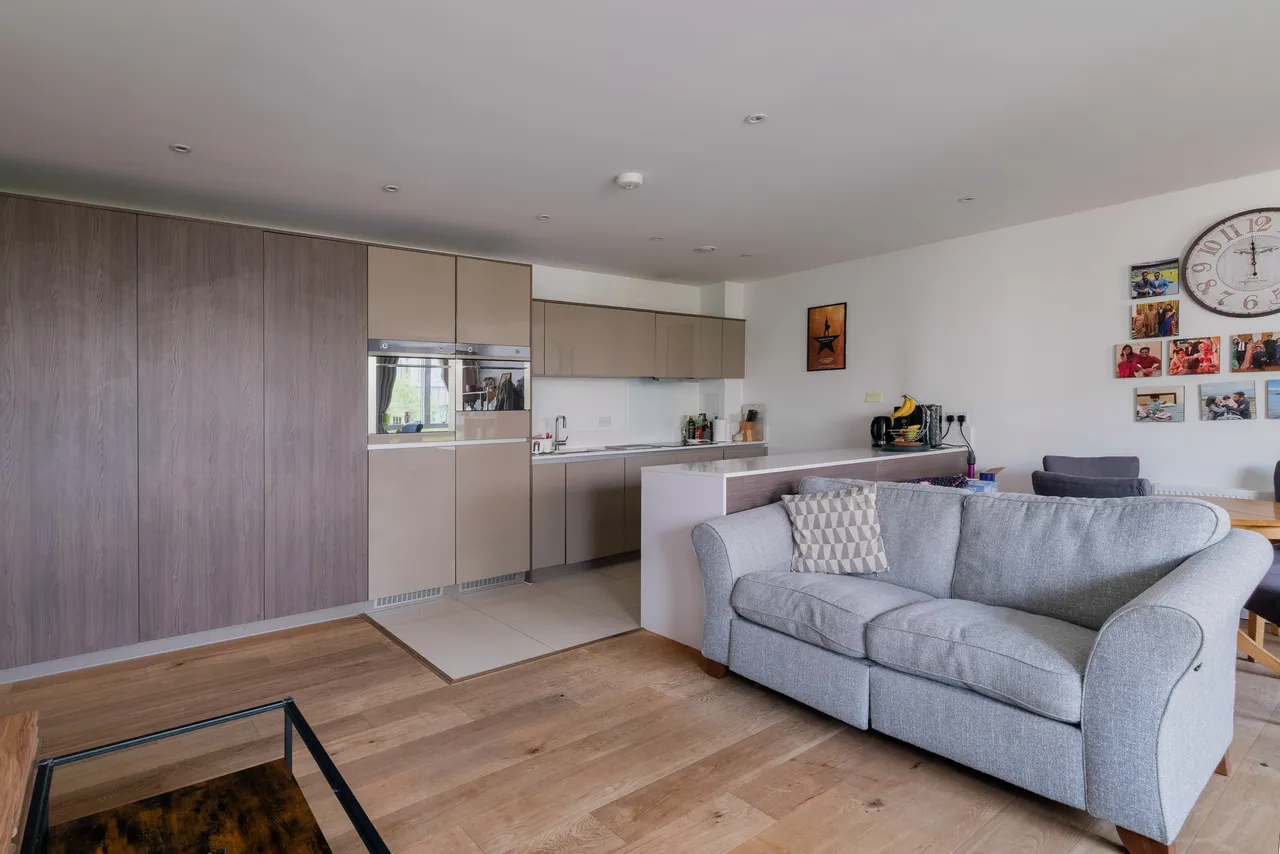 14 Peartree Way, London, SE10, photo 5