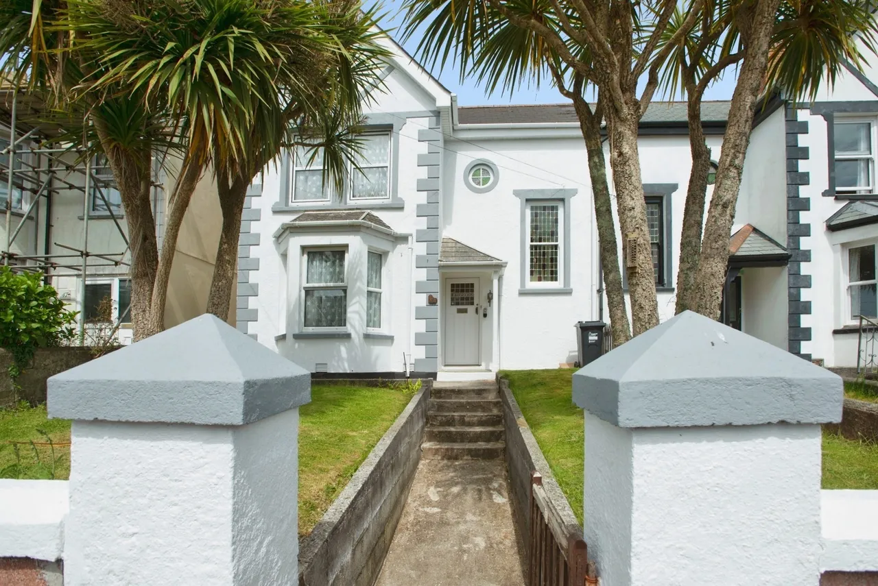 3 bed house for sale, Trelawney Road, St. Austell, PL25