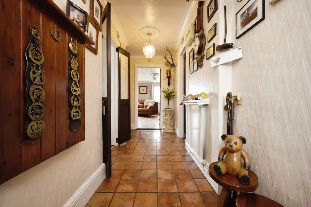Sutherland Place, Luton, Bedfordshire, LU1, photo 9