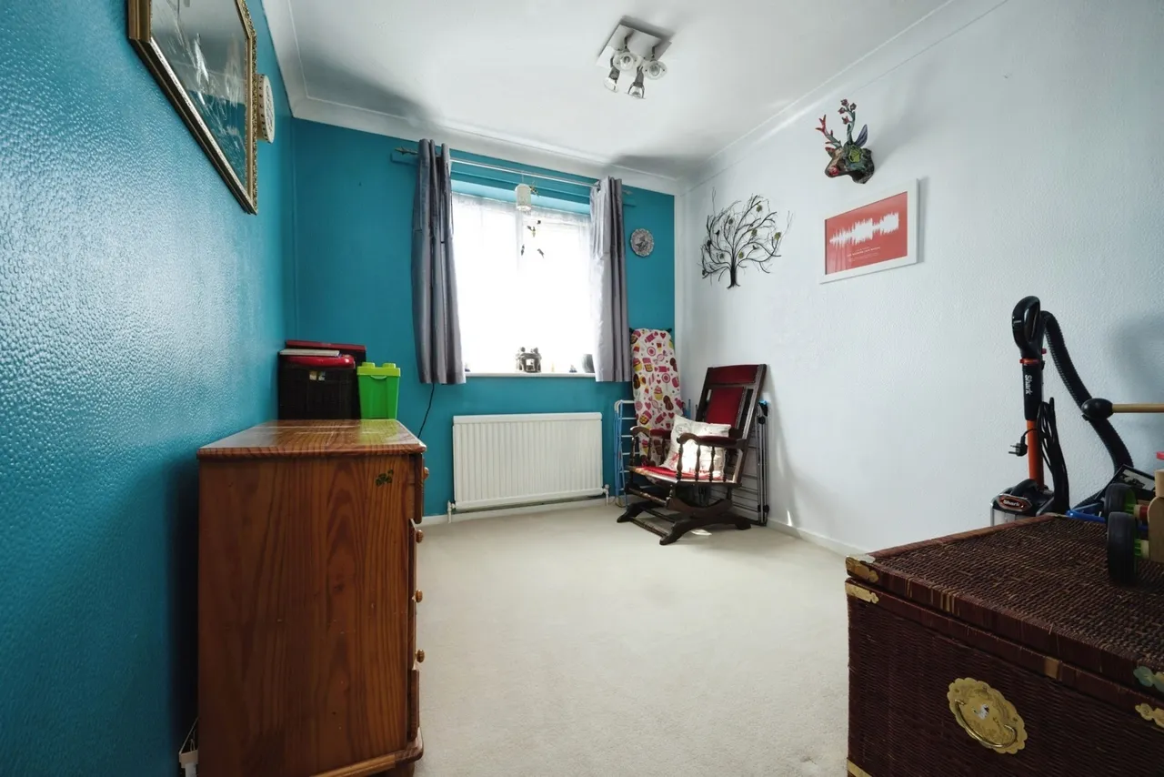 Sutherland Place, Luton, Bedfordshire, LU1, photo 14