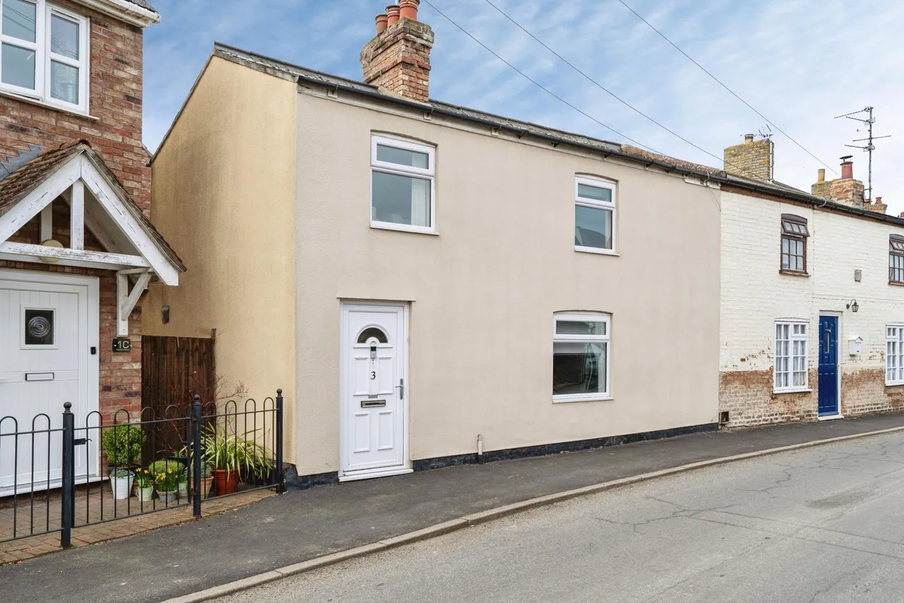 2 bed house for sale, Norfolk Street, Wimblington, PE15