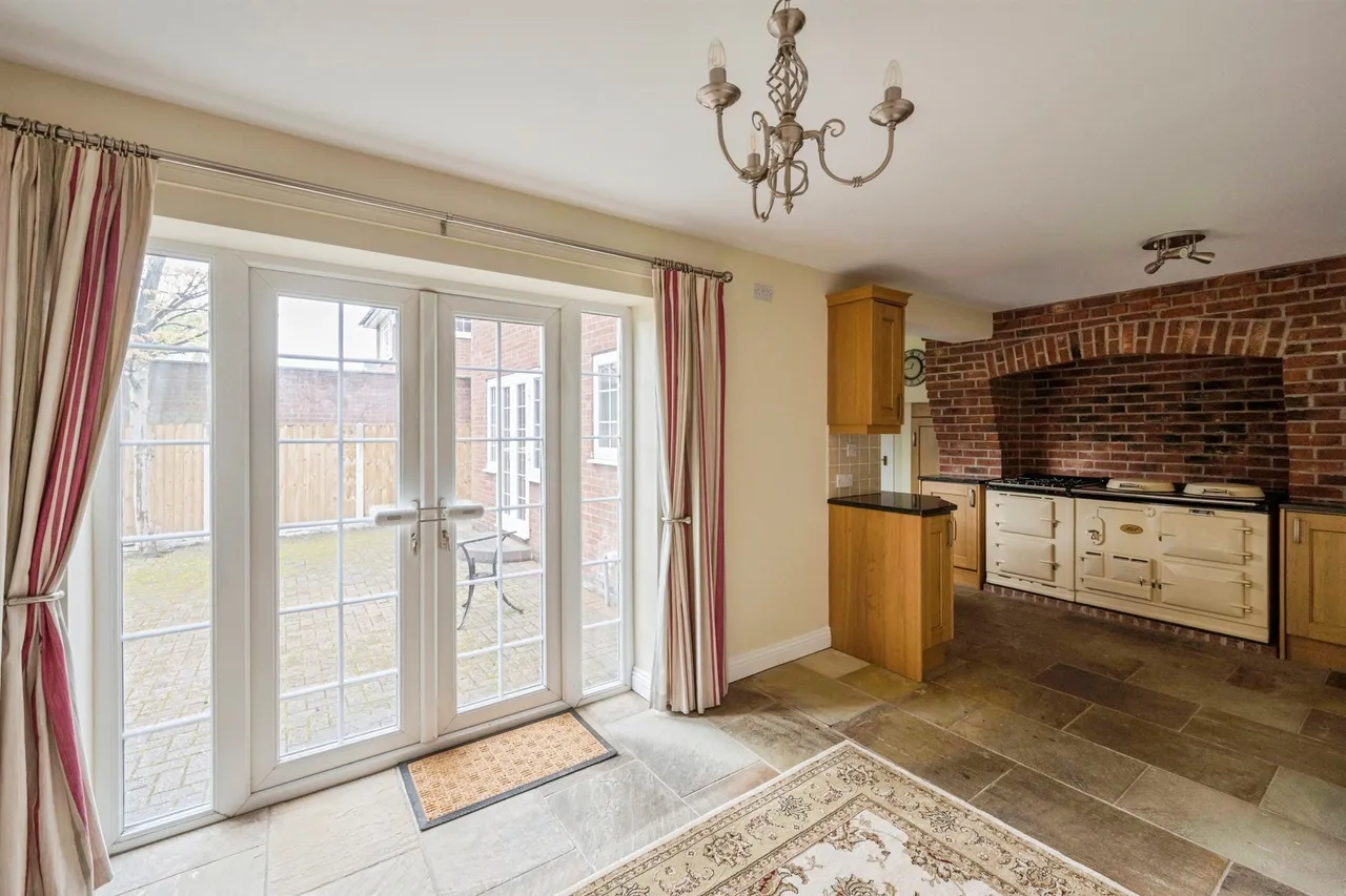 Saundby Close, Bessacarr, Doncaster, photo 7