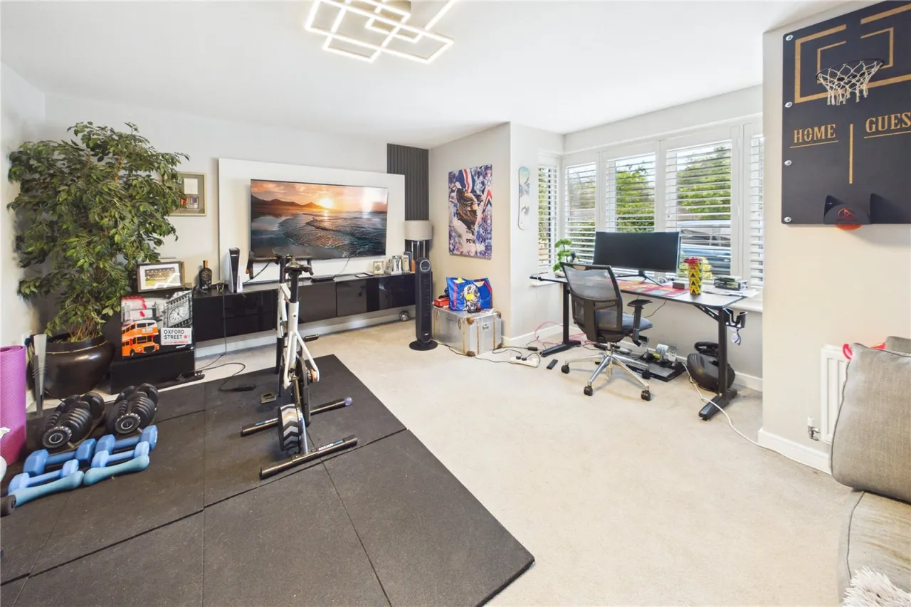 Cook Grove, Spencers Wood, RG7, photo 9