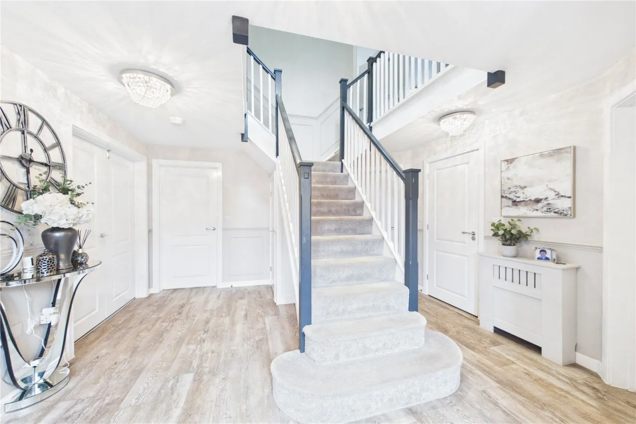 Cook Grove, Spencers Wood, RG7, photo 2