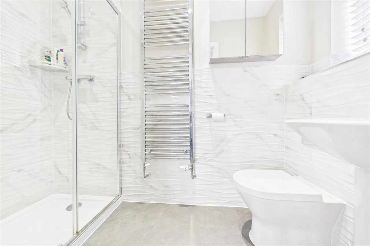 Cook Grove, Spencers Wood, RG7, photo 17