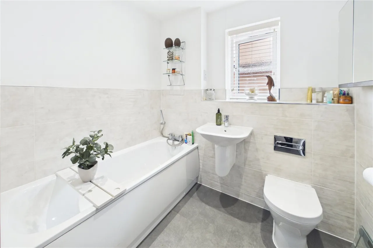 Cook Grove, Spencers Wood, RG7, photo 22