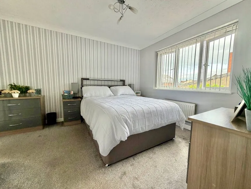 Beach Close, Evesham, Worcestershire, WR11, photo 10
