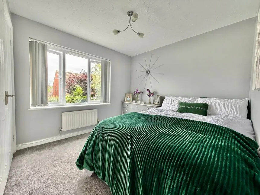 Beach Close, Evesham, Worcestershire, WR11, photo 12