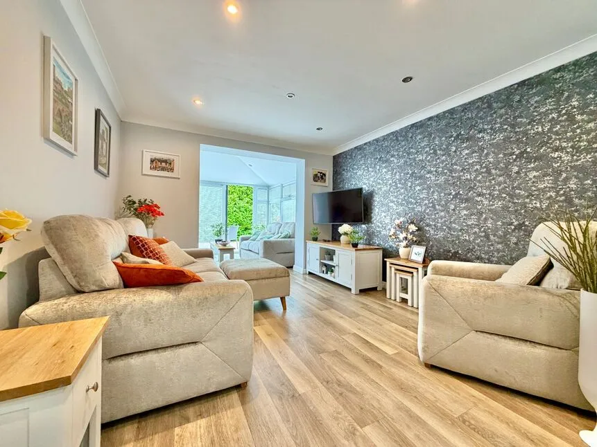 Beach Close, Evesham, Worcestershire, WR11, photo 2