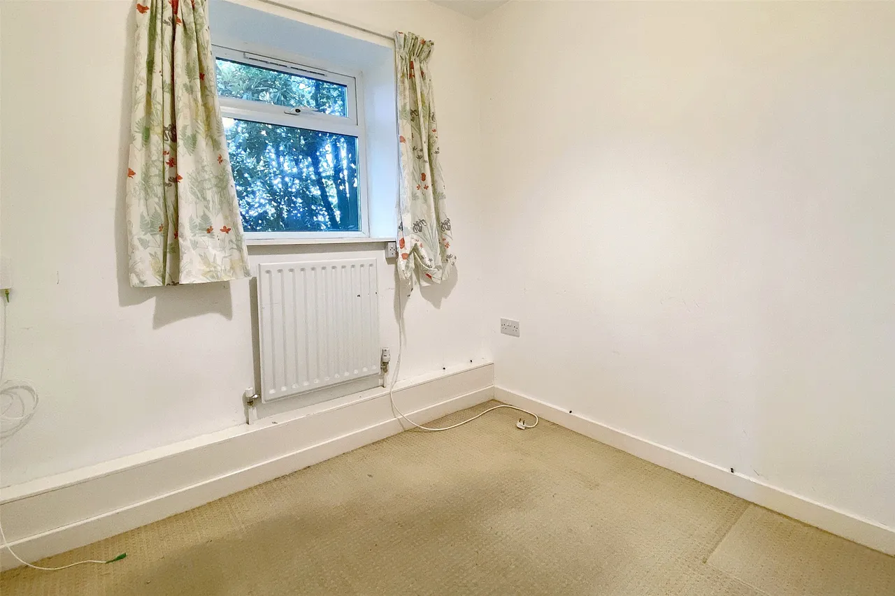 Mantle Street, Wellington, TA21, photo 10