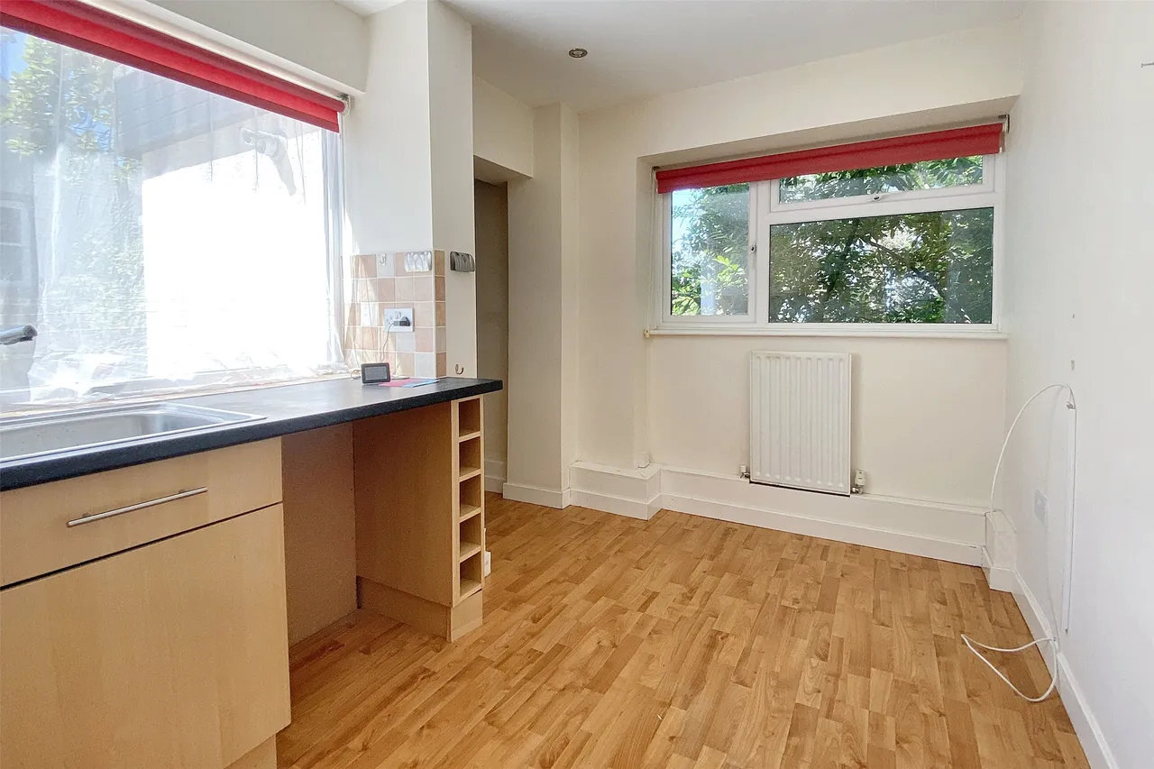 Mantle Street, Wellington, TA21, photo 4