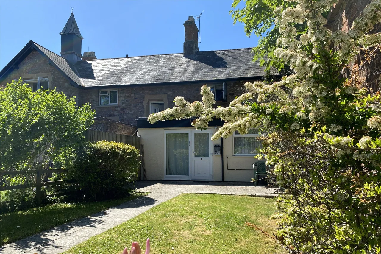 Mantle Street, Wellington, TA21, photo 9