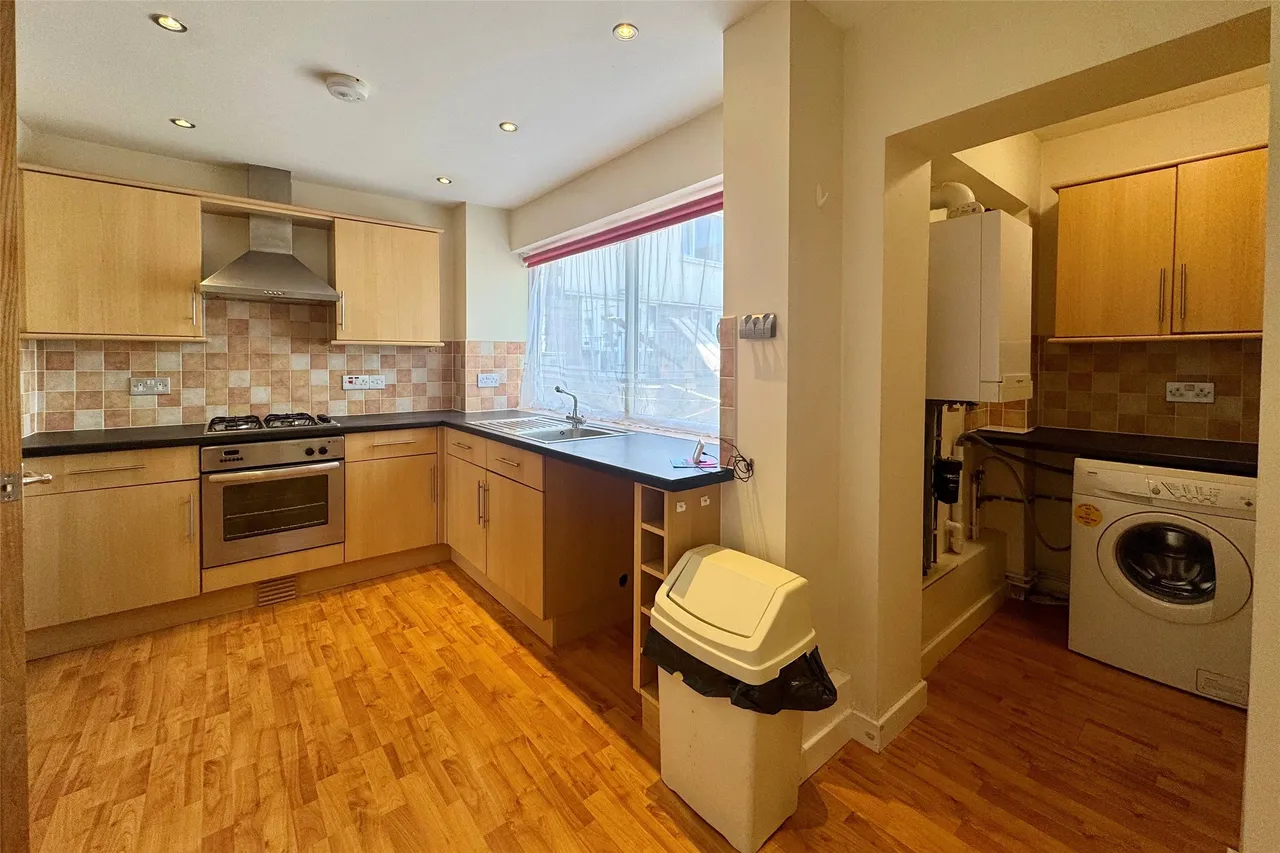 Mantle Street, Wellington, TA21, photo 3