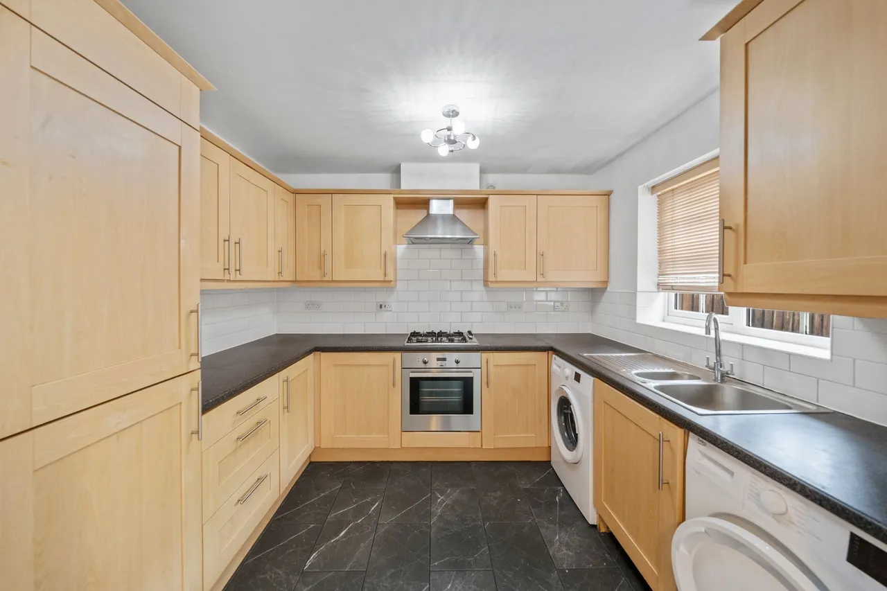 Summercroft Close, Golborne, Warrington, WA3 3WL, photo 4