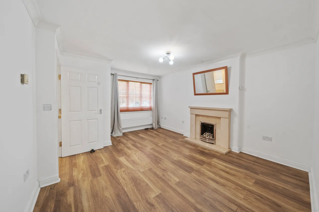 Summercroft Close, Golborne, Warrington, WA3 3WL, photo 3