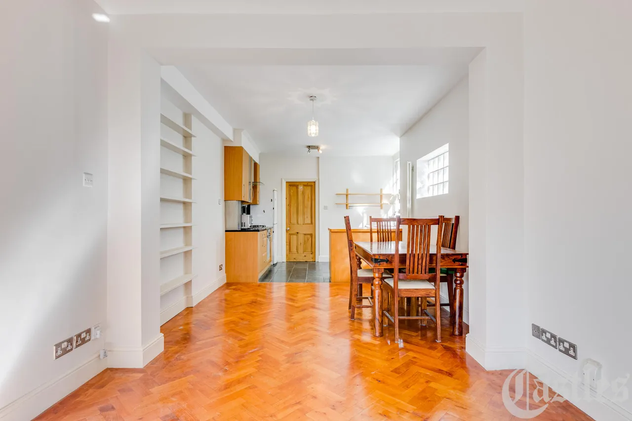 Weston Park, N8, photo 15