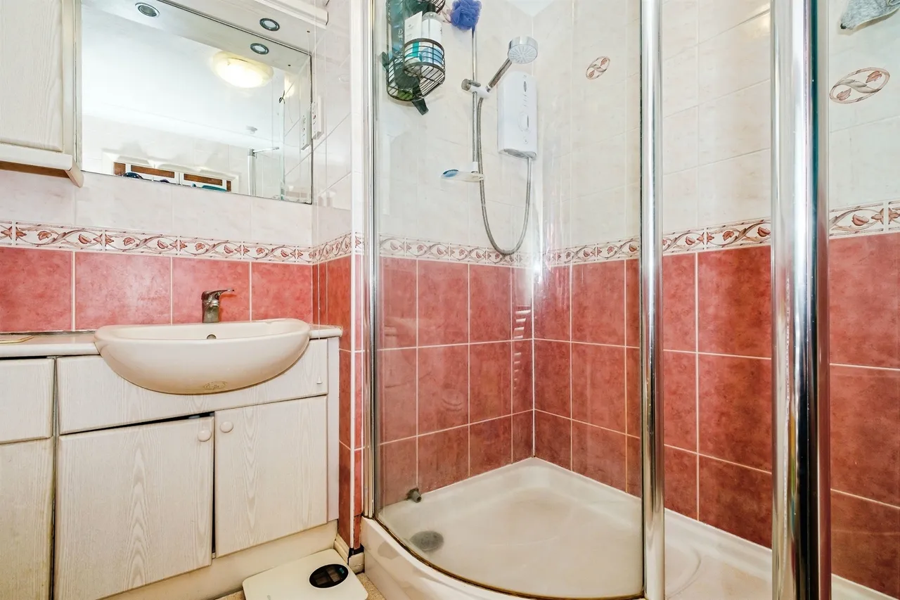 Shelley Road, Worthing, BN11, photo 11