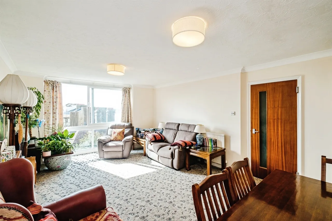 Shelley Road, Worthing, BN11, photo 2