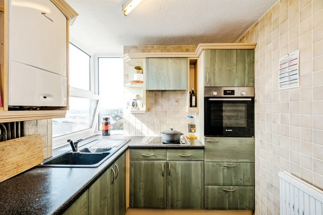 Shelley Road, Worthing, BN11, photo 5