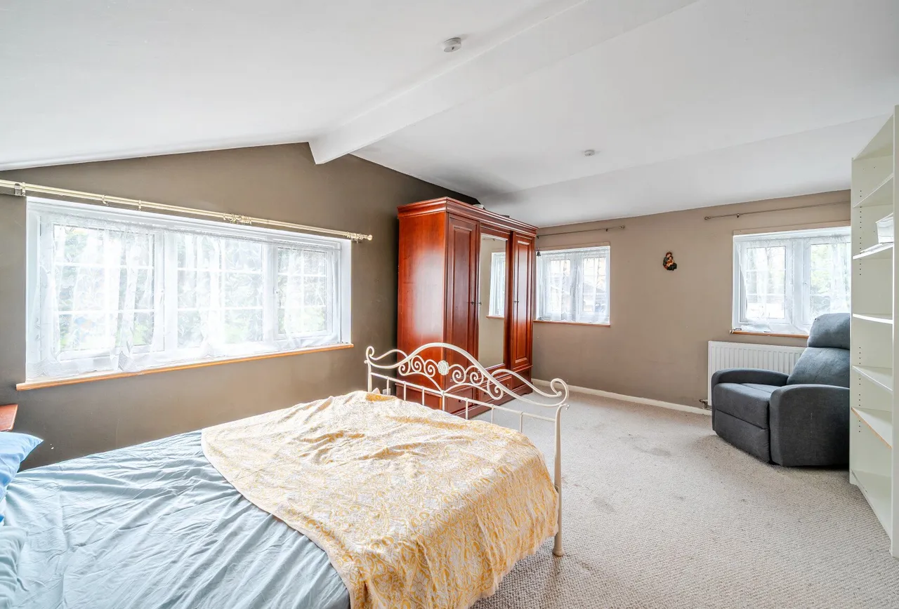 Ryeworth Road, Gloucestershire, Charlton Kings, GL52 6LT, photo 7