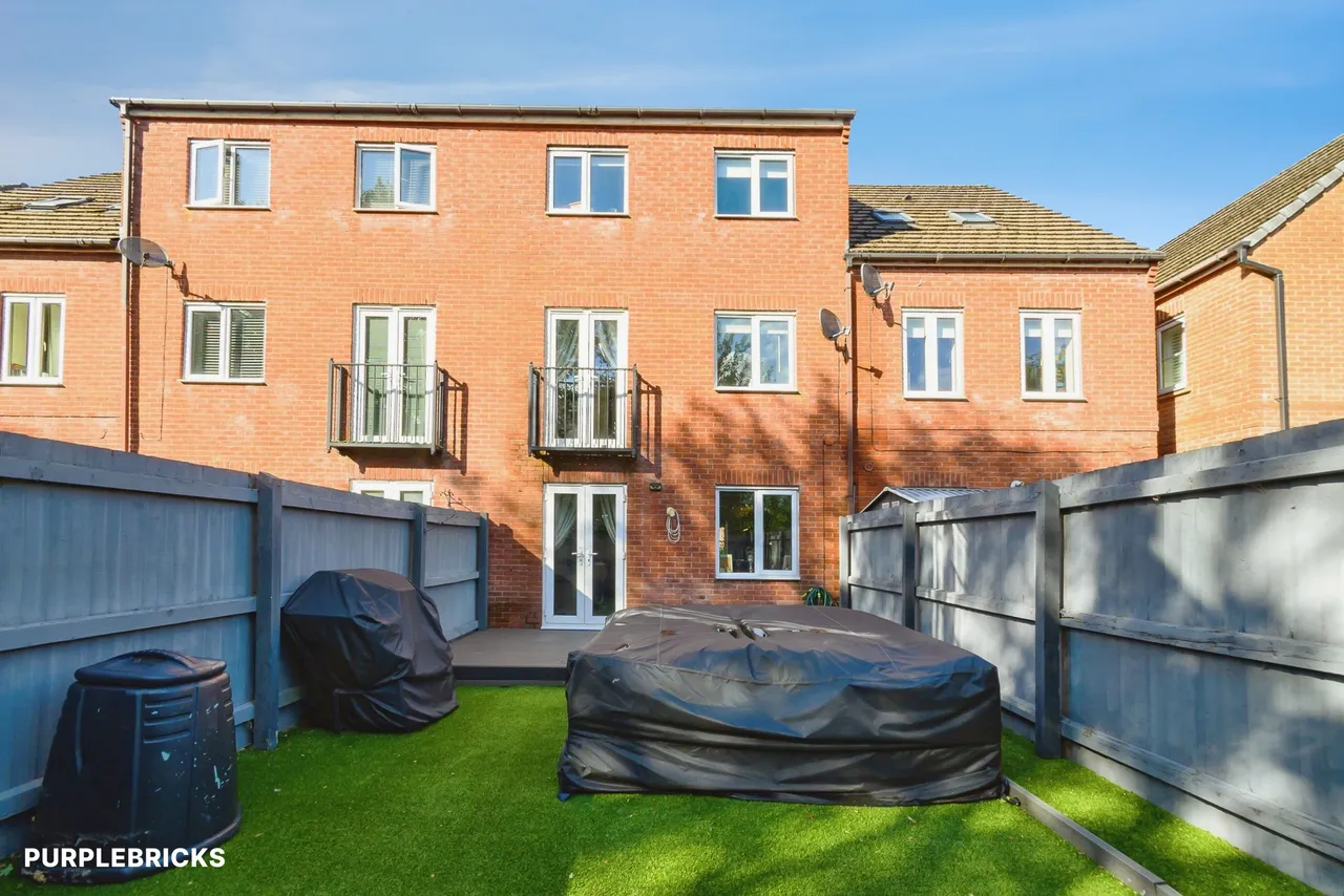Hallbridge Gardens, Bolton, BL1, photo 33