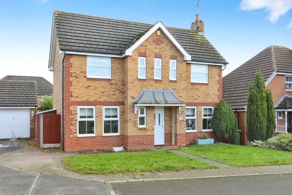 3 bed house for sale, Siskin Court, Gateford, S81
