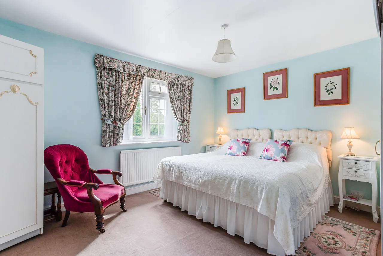 Notgrove, Cheltenham, GL54, photo 10