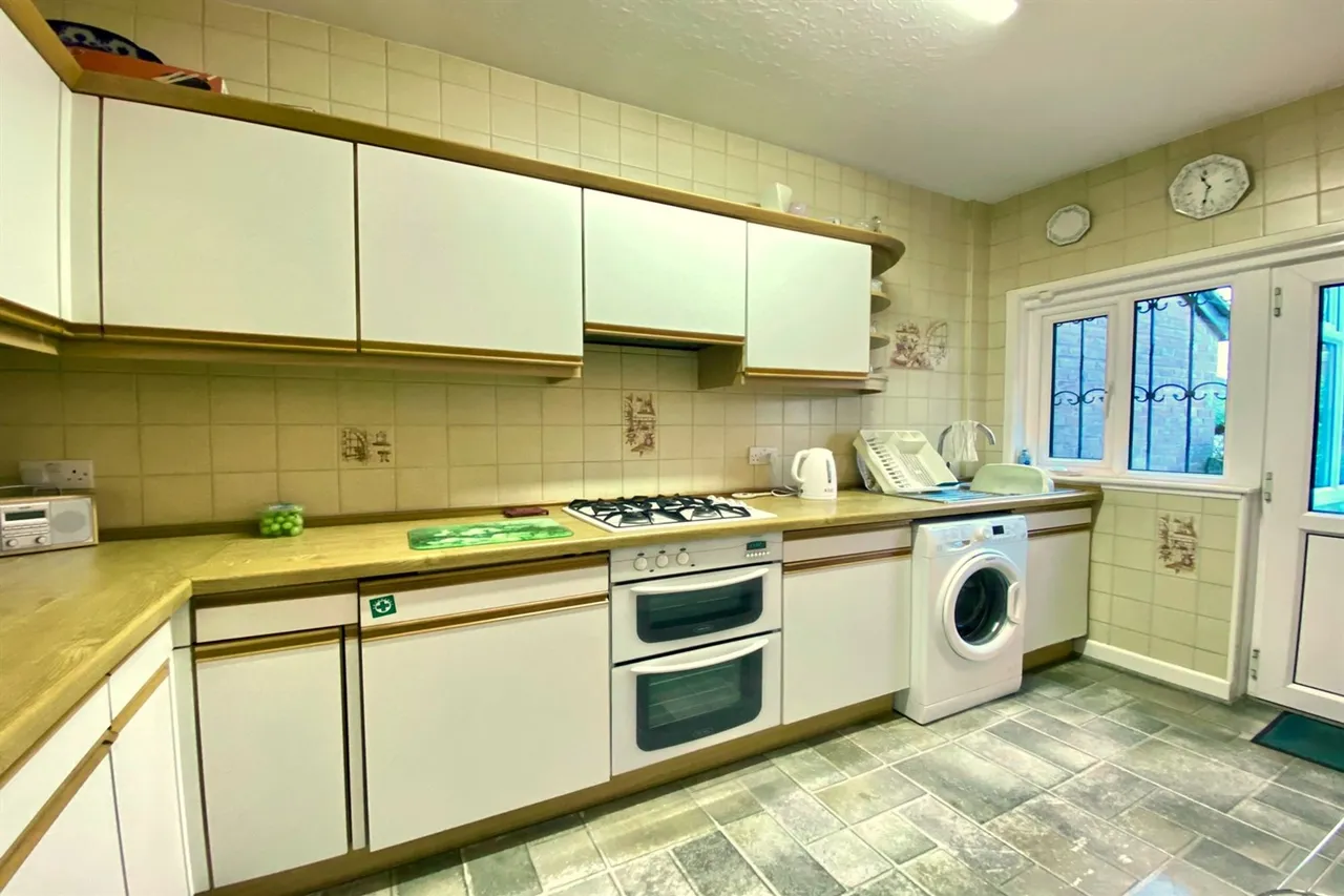 Chester Road, Warrington, photo 5