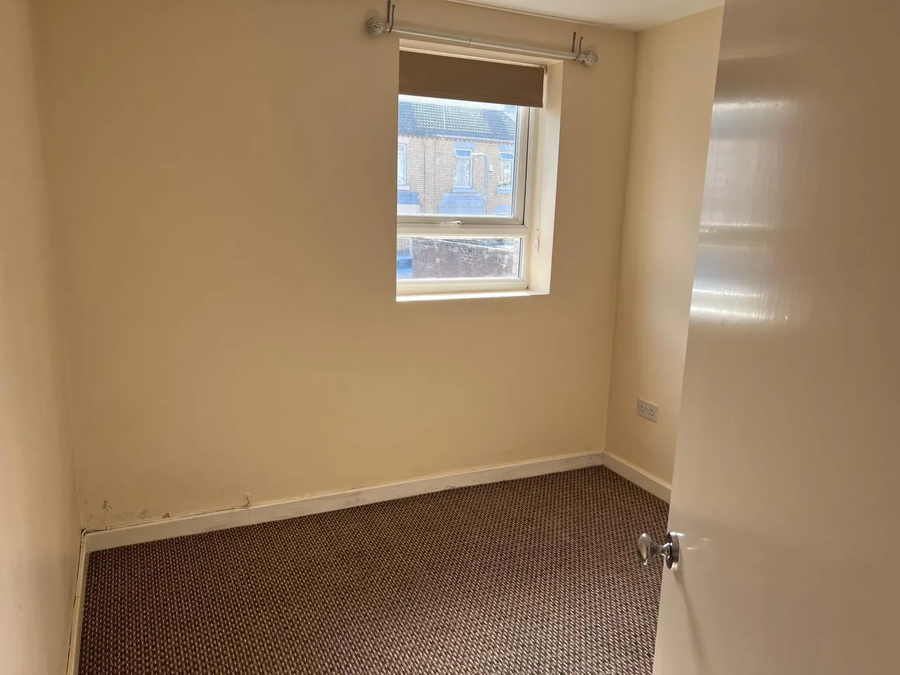 Grassendale Court, Liverpool, L19, photo 4