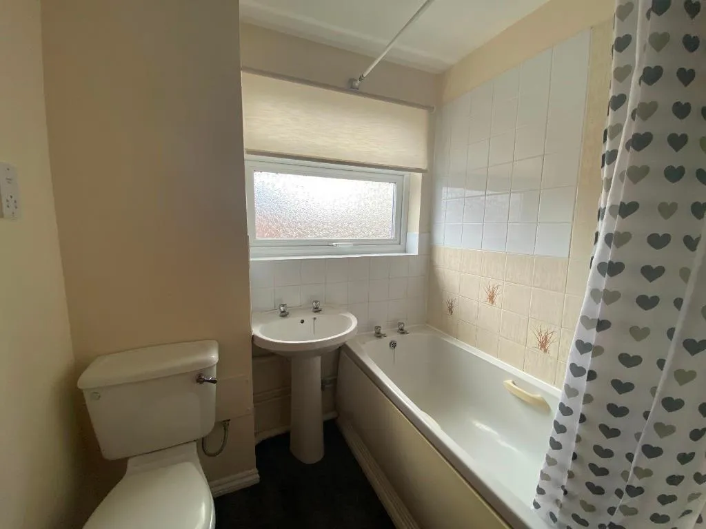 Marney Road, Grange Park, SN5, photo 6