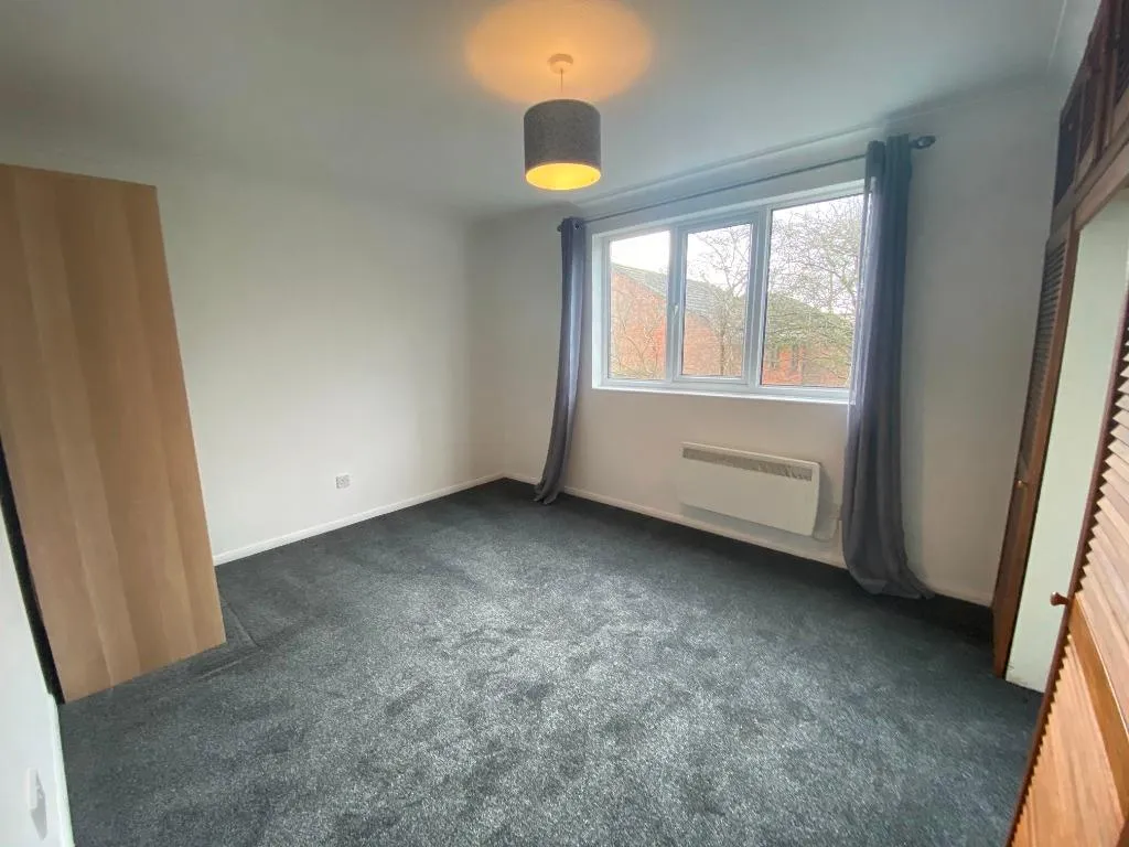 Marney Road, Grange Park, SN5, photo 3