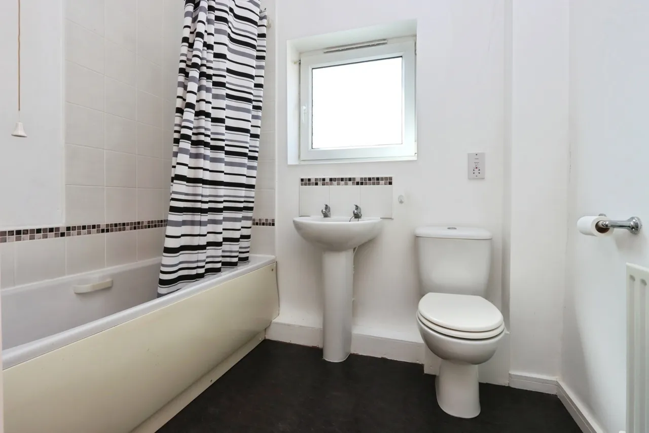 Park Grange Mount, Sheffield, South Yorkshire, S2, photo 9