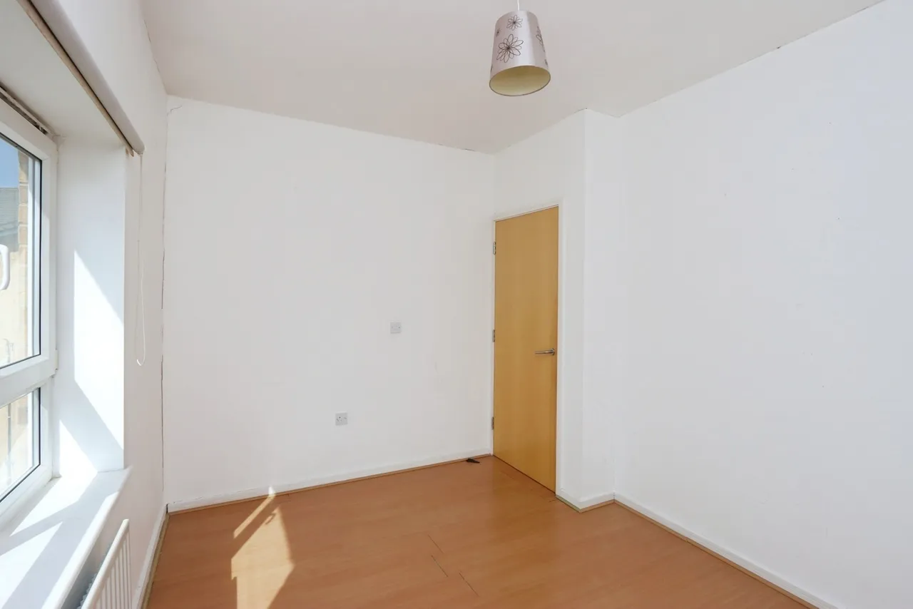 Park Grange Mount, Sheffield, South Yorkshire, S2, photo 17