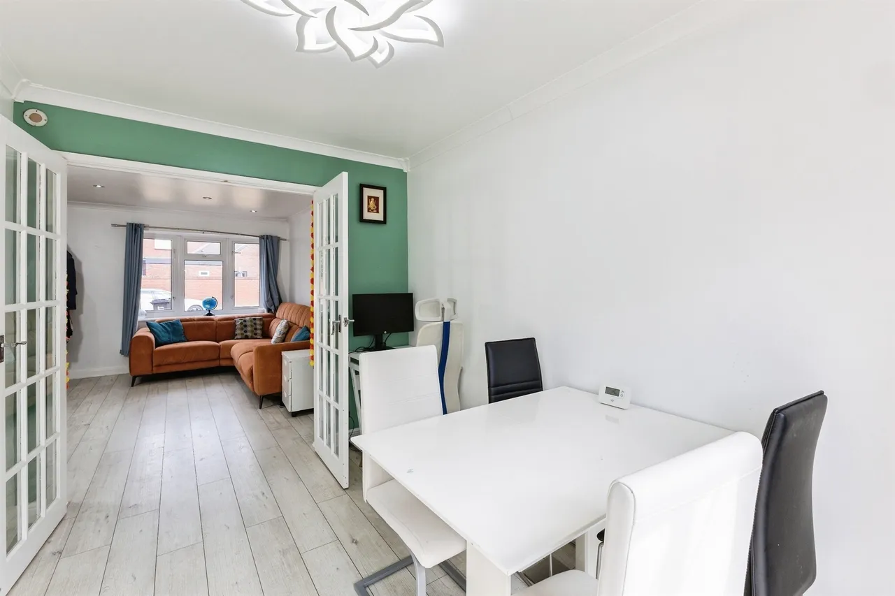 Easington Drive, Lower Earley, RG6, photo 6
