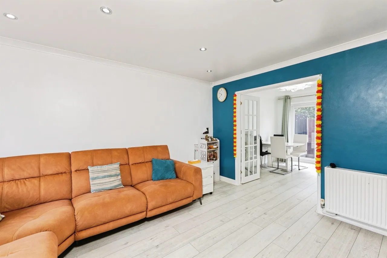 Easington Drive, Lower Earley, RG6, photo 8