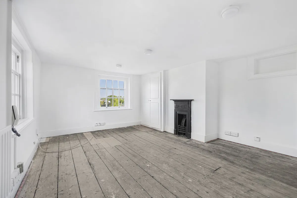 Gravesend, DA12 2DB, photo 13