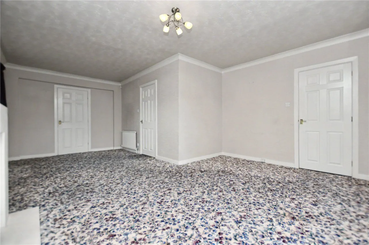 The Roundway, Morley, LS27, photo 12